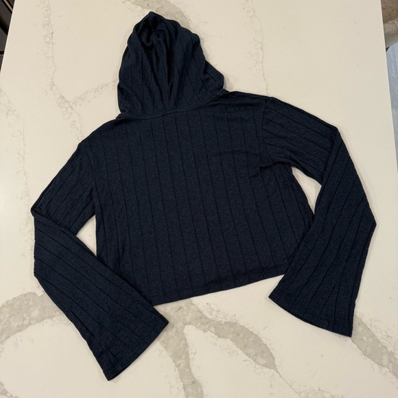 Athleta Harmony Pose Hooded V-Neck Crop Sweater Bell Sleeve Womens XXS Navy Blue - Picture 7 of 8